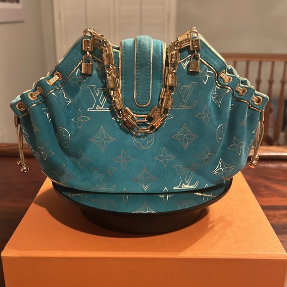 LOUIS VUITTON Limited Edition Monogram Theda PM Turquoise Suede - Picture 4 of 14